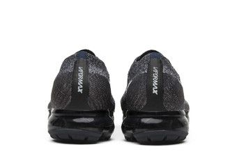 explorer dark vapormax