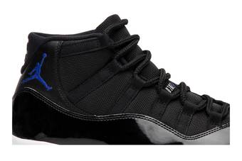 Jordan 11 Black