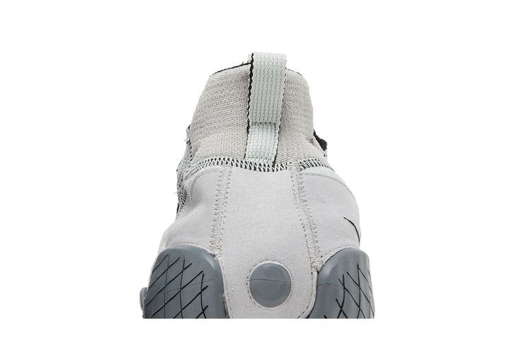 エアーズノットイナフ　ART 136×105 ¥211,200→¥57,600 Nike ISPA Link Grey CN2269-002 Release Info | SneakerNews.com