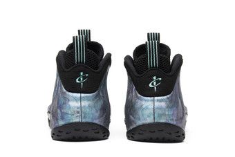 Nike air foamposite one prm hotsell abalone (aurora green)