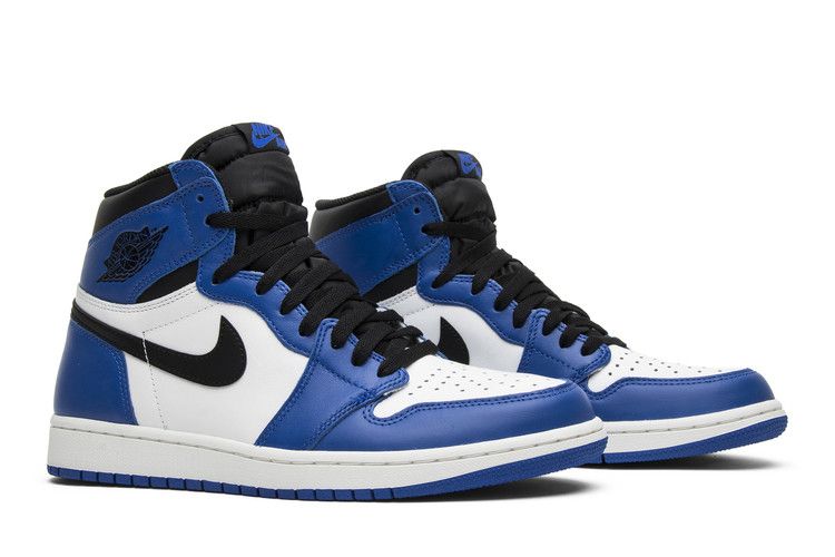 game royal jordan 1s