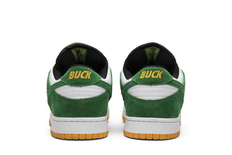 人気限定品NIKE DUNK LOW PRO SB BUCK 激レア　デッドストック スニーカー