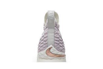 Lebron on sale 15 rose