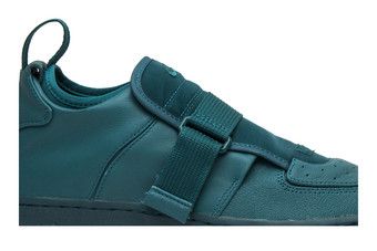 Buy Nike Wmns Air Force 1 'Explorer XX' - AO1524 300 | GOAT
