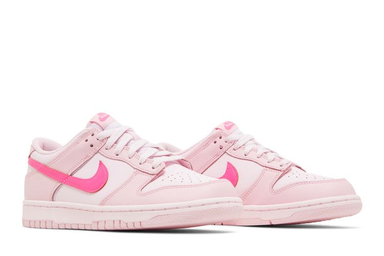 girls' nike dunk low triple pink stores