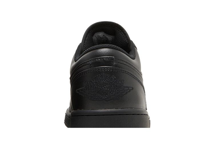 Air Jordan 1 Low Triple Black 2022
