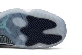 【IONSEOUL】Fist 11 Holes High Walker 5FM0074 Jordan 11 Retro Low Bleached Coral (GS) - 580521-013 - US