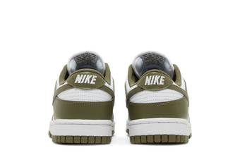 Nike Sportswear AIR DUNK JUMBO - Trainers - medium olive/neutral olive/earth/safety  orange/pale vanilla/team gold/olive 