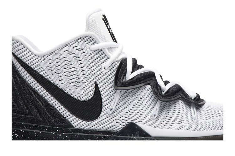 Kyrie shop 4 oreos