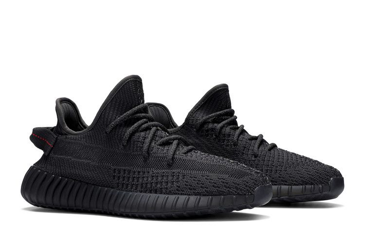 Yeezy boost 350 best sale v2 black pas cher