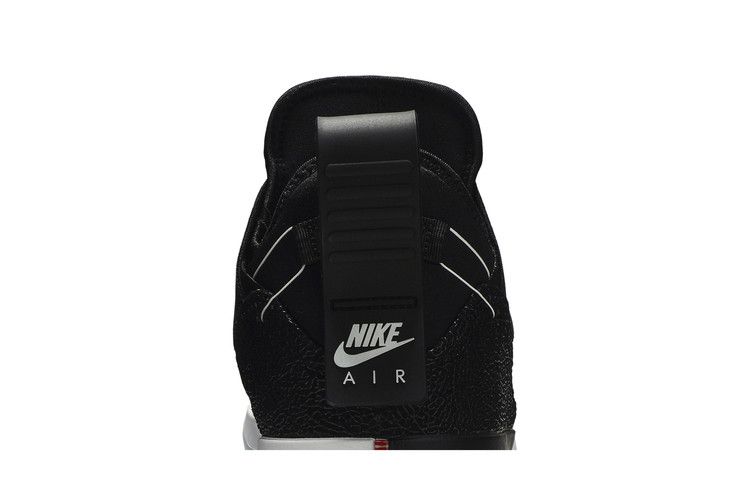 Air Jordan 33 SE 'black Cement'