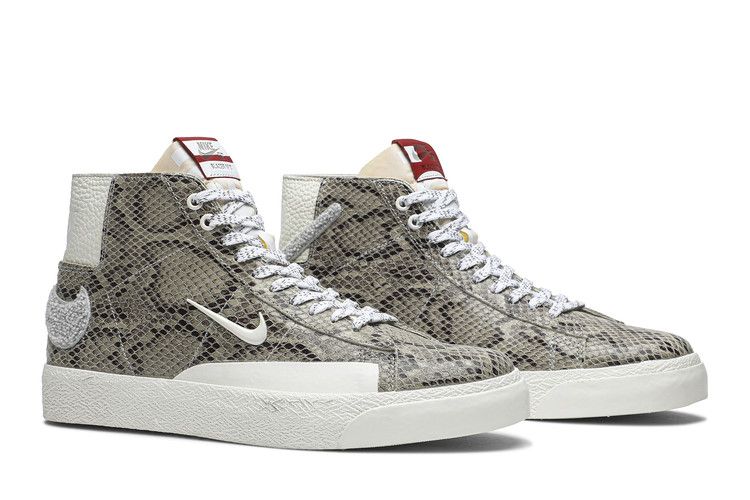 Buy Soulland x Blazer Mid SB 'FRI.day 03' - CN4540 001 | GOAT