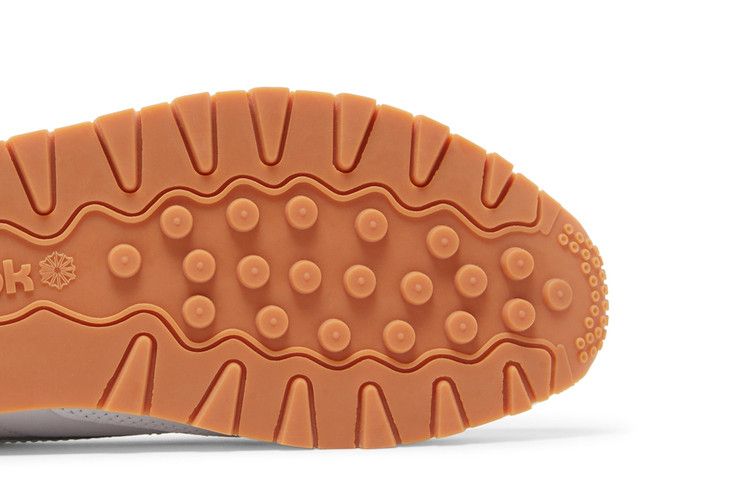 Classic Leather Big Kid 'White Gum' — foto 6