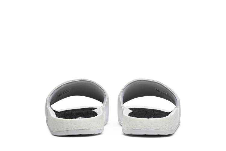 Nike boost slides hot sale