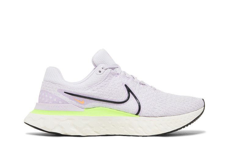 Nike react flyknit white green hotsell