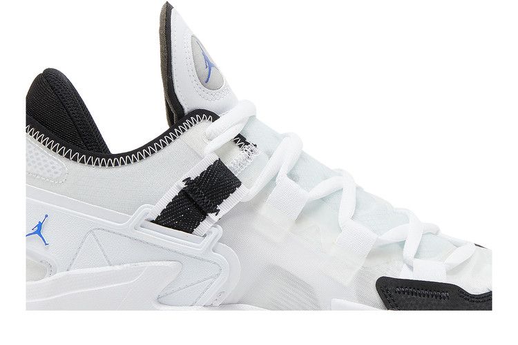 ホワイトスニーカー US 10.5 Amazon | [ナイキ] メンズ US サイズ: 8.5 M US カラー