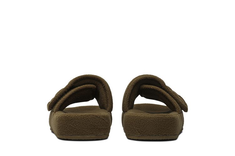 Buy Yeezy Season 7 Fleece Slide 'Trench' - YZ7MF7005 124 | GOAT