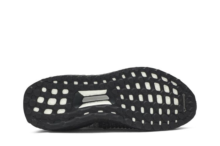 Buy UltraBoost Laceless Black Boost BB6137 GOAT