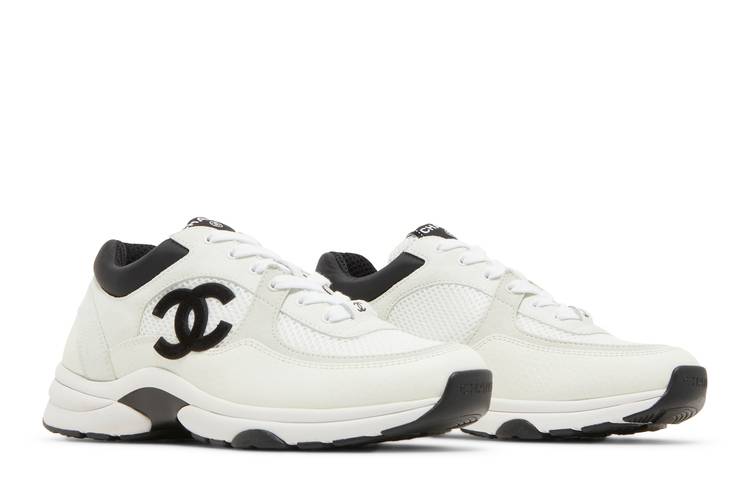Trainers Chanel White size 39.5 EU in Suede - 25276463