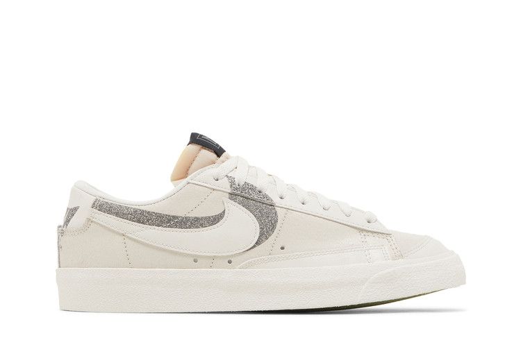 Halloween hot sale nike blazers