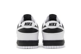 nike dunk reverse swoosh