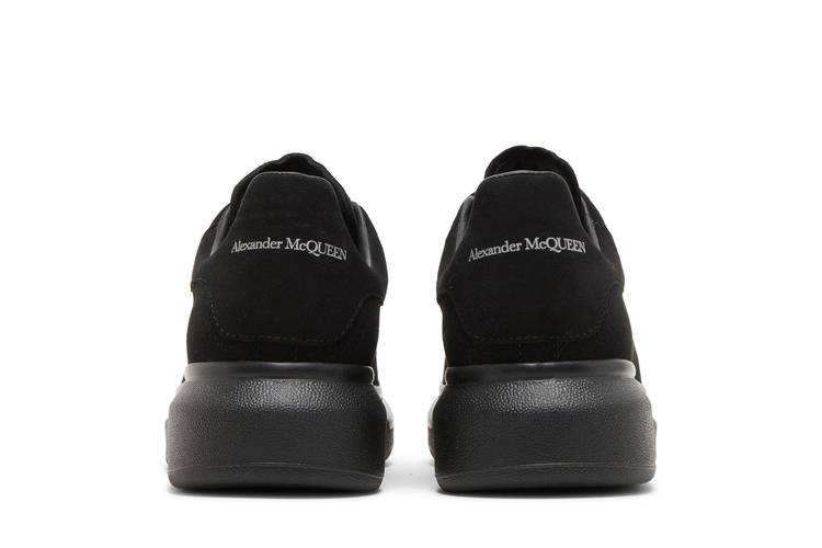ALEXANDER MCQUEEN OVERSIZED SNEAKERS WITH BLACK SUEDE SPOILER in 2023   Black suede, Alexander mcqueen oversized sneakers, Alexander mcqueen  sneakers