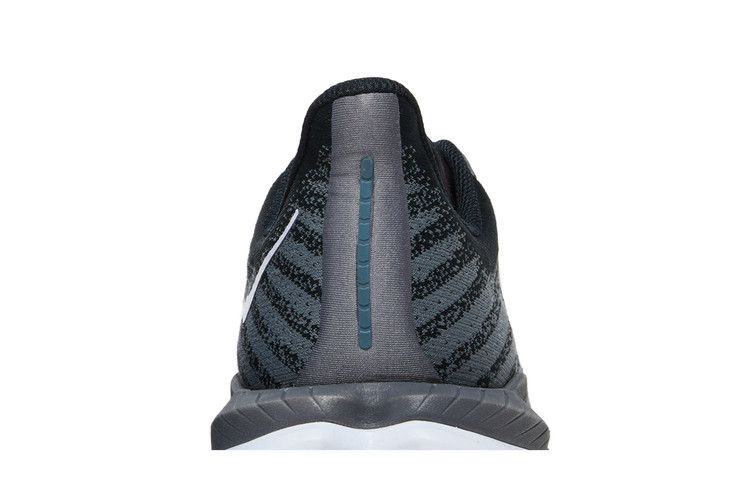 Hoka Mach 5 Black Castlerock