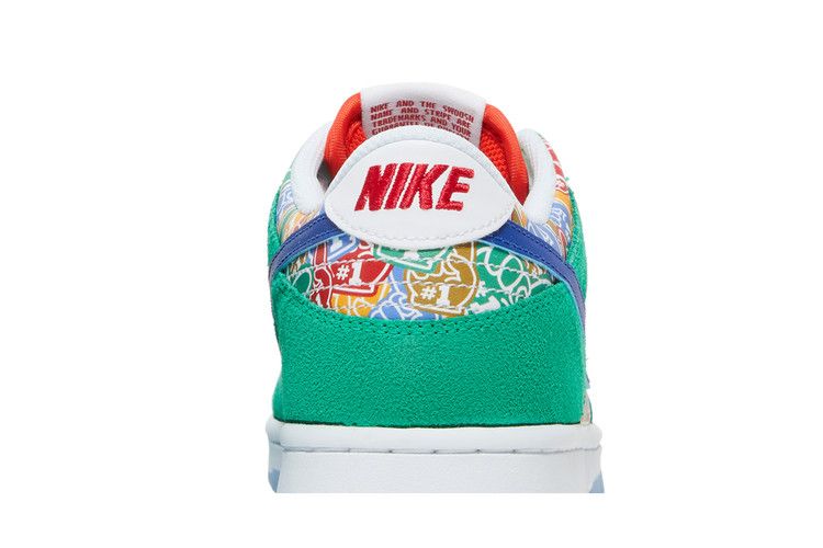 Size 3.5 Dunk Low GS 'Foam Finger'