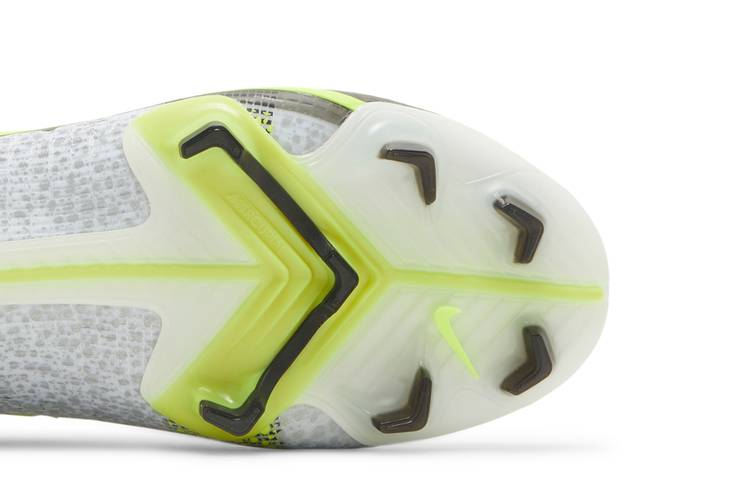 Nike Mercurial Superfly 8 Elite FG White Volt