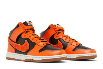 Buy Dunk High 'Chenille Swoosh - Safety Orange' - DR8805 002