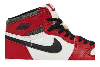 Buy Air Jordan 1 Retro High OG GS 'Chicago Lost & Found