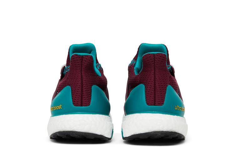 adidas Ultra Boost 1.0 DNA The Mighty Ducks Jesse Halladidas Ultra Boost  1.0 DNA The Mighty Ducks Jesse Hall - OFour