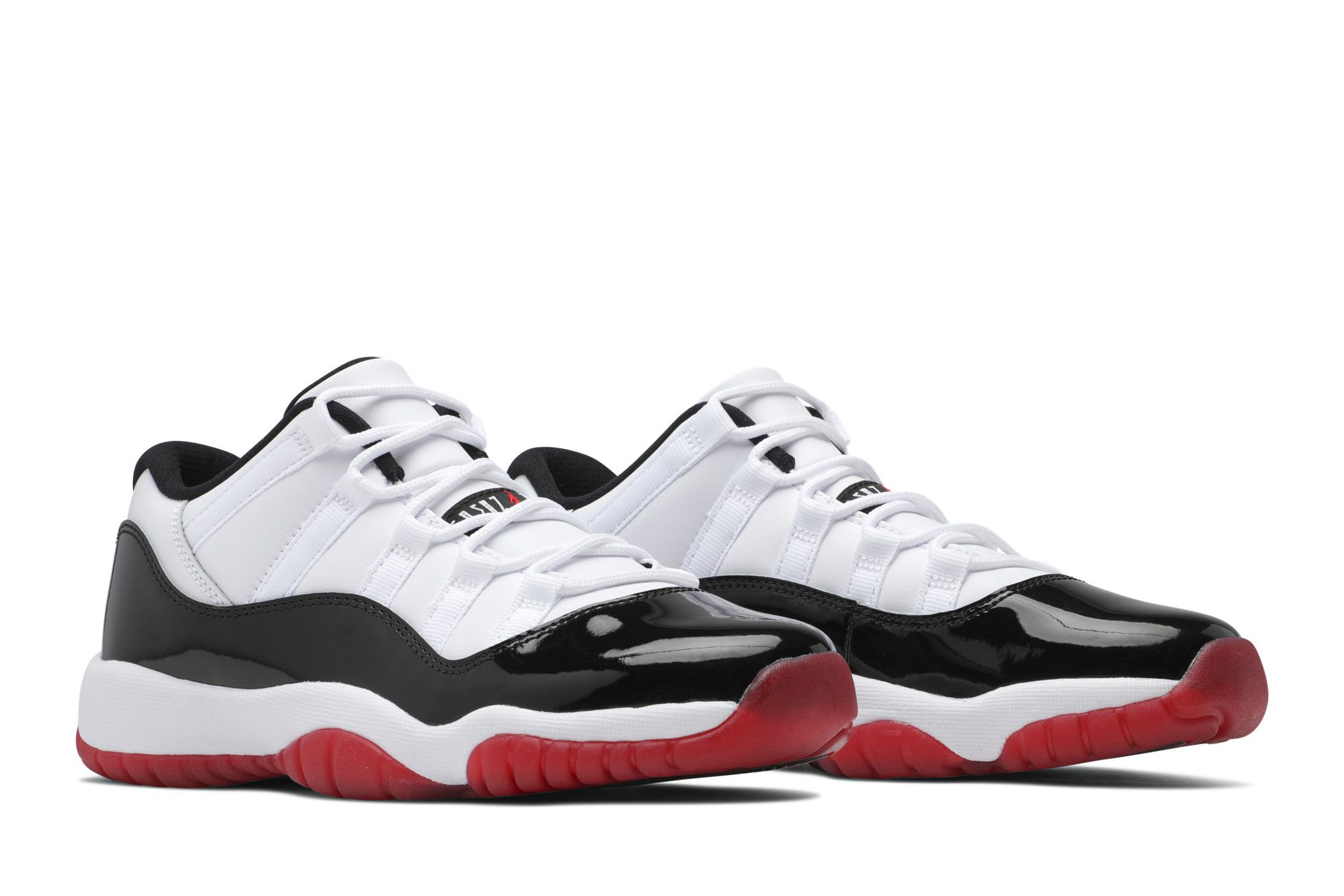 Pre-owned Air Jordan 11 Retro Low Gs 'concord-bred' In White
