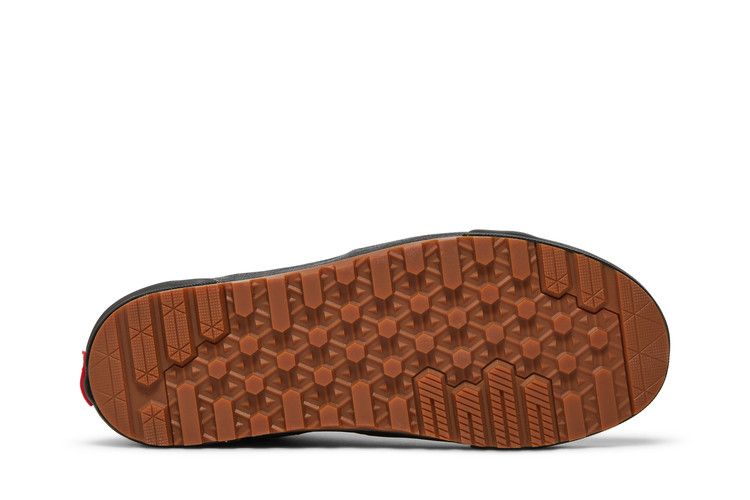 Vans Sk8-Hi Mte 2.0 Dachshund