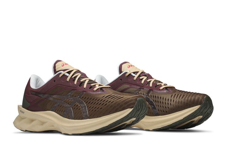 Asics Novablast Brown Burgundy