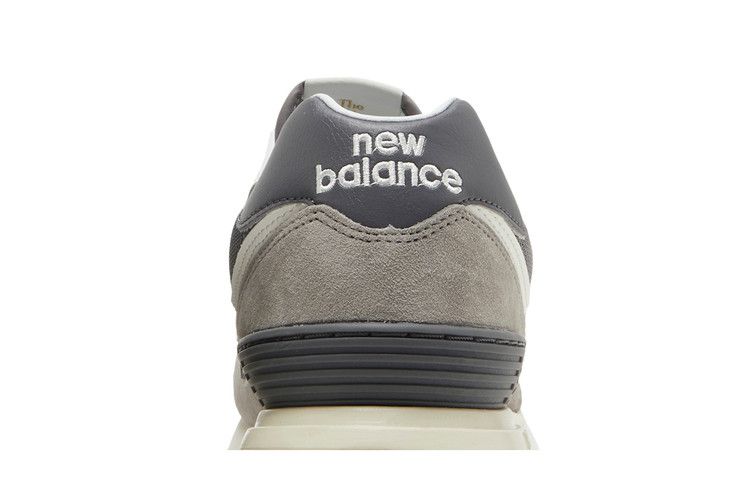 New balance 574 military best sale patch marblehead