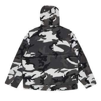 Supreme 2-In-1 GORE-TEX Shell + Windstopper Vest 'Snow Camo'