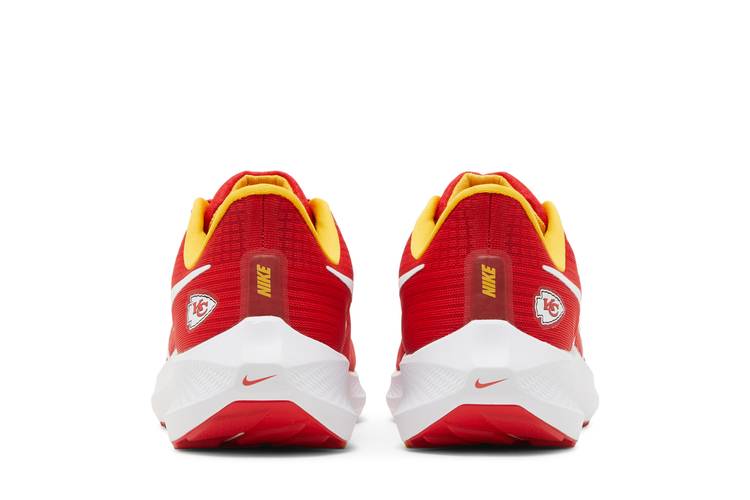 Nike Men's Air Zoom Pegasus 39 (NFL Kansas City Chiefs) Road Running Shoes in Red, Size: 10 | DR2048-600