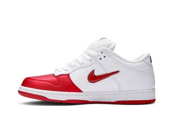 Buy Supreme x Dunk SB Low 'Varsity Red' - CK3480 600 | GOAT