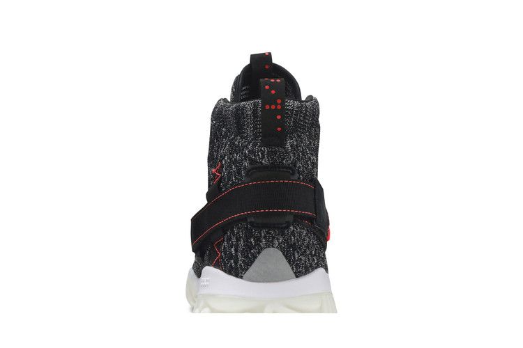 Jordan apex react triple on sale black