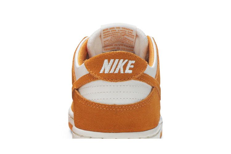 Buy Zoom Dunk Low Pro SB 'Circuit Orange' - 854866 881 | GOAT