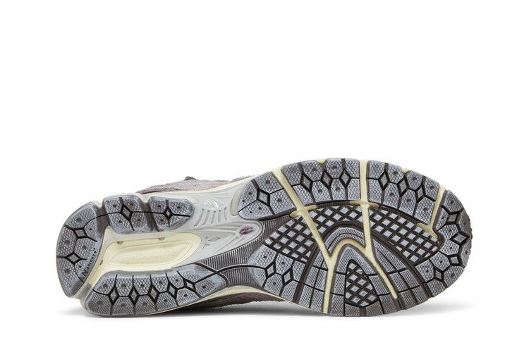 New Balance 2002R Protection Pack Lunar New Year Dusty Lilac — foto 5