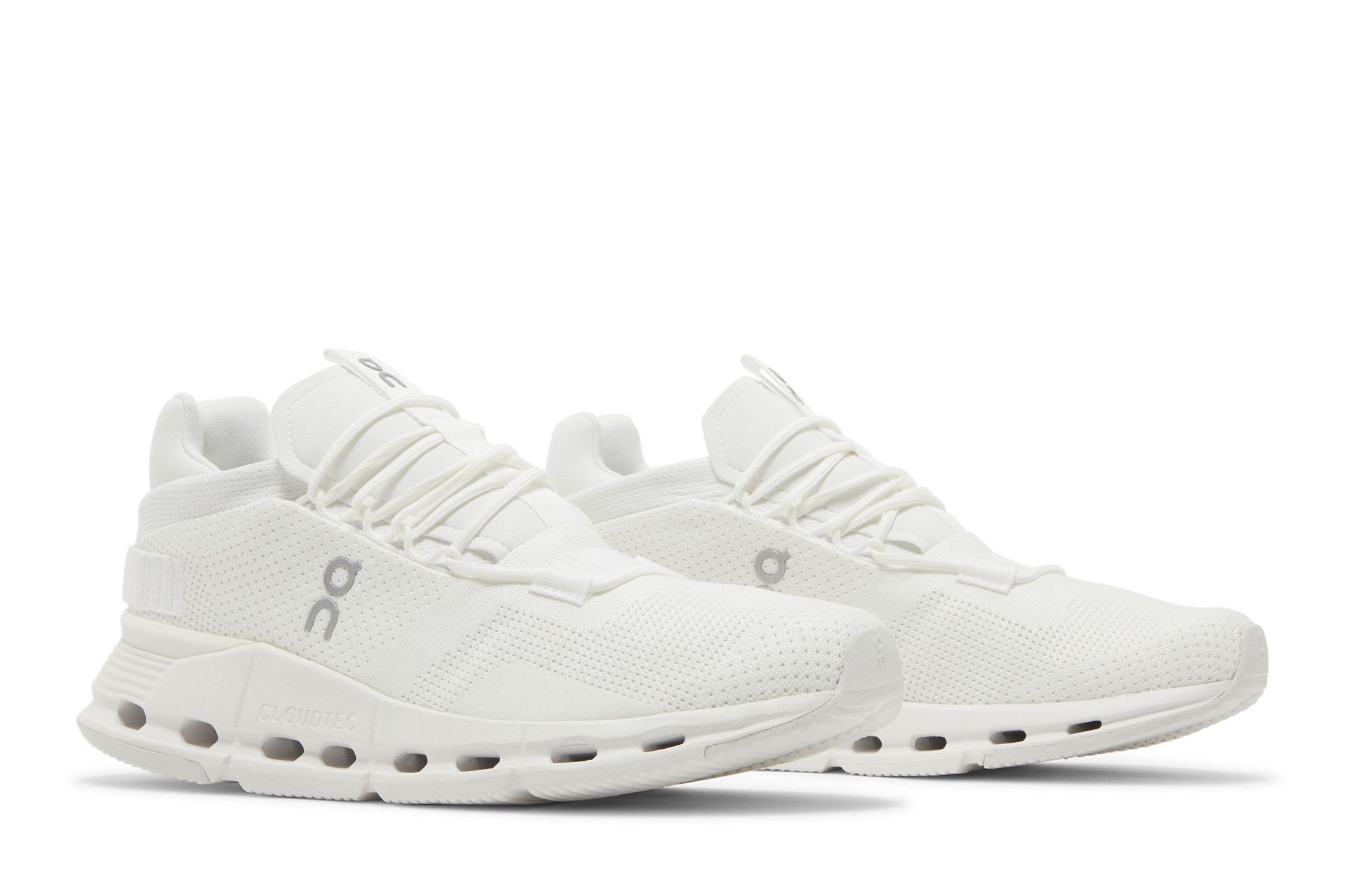 Pre-owned On Wmns Cloudnova 'triple White'