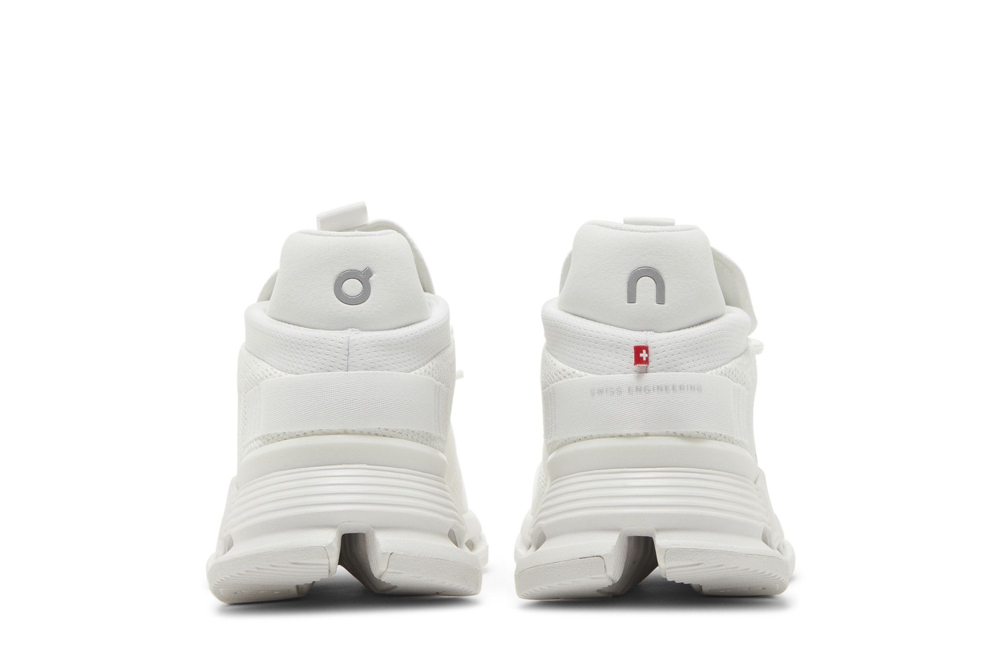 Pre-owned On Wmns Cloudnova 'triple White'