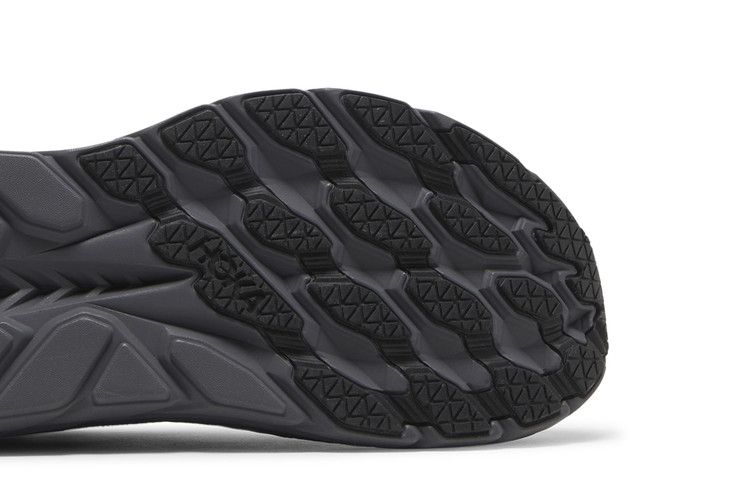 Hoka Wmns Clifton 8 'black'
