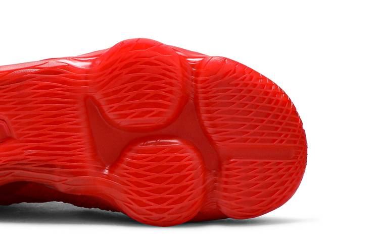 Nike LeBron 17 'Red Carpet' Shoes - Size 9.5