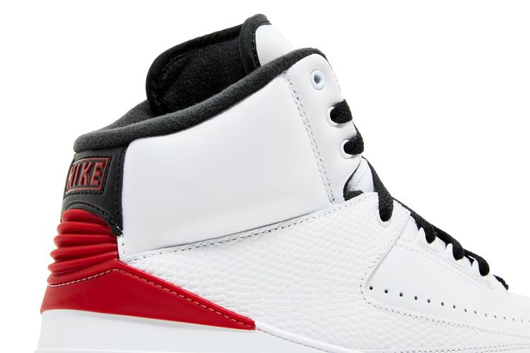 Buy Air Jordan 2 Retro 'Chicago' 2022 - DX2454 106 - White | GOAT