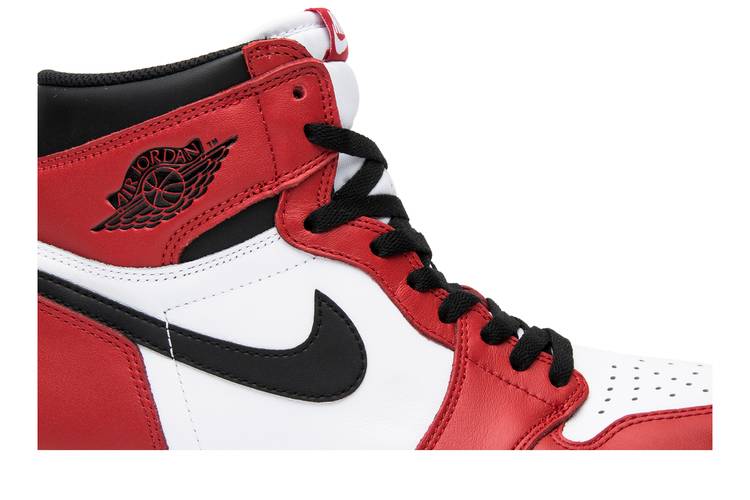 Air Jordan 1 Retro High OG 'Chicago' 2015