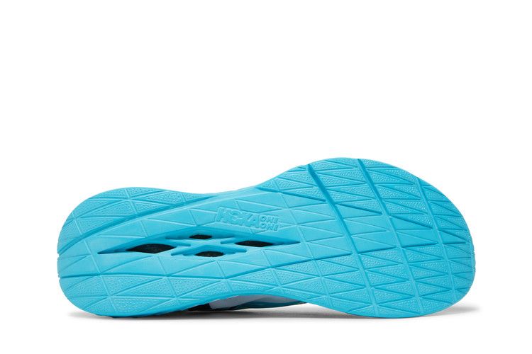 Hoka Carbon X 'ironman'