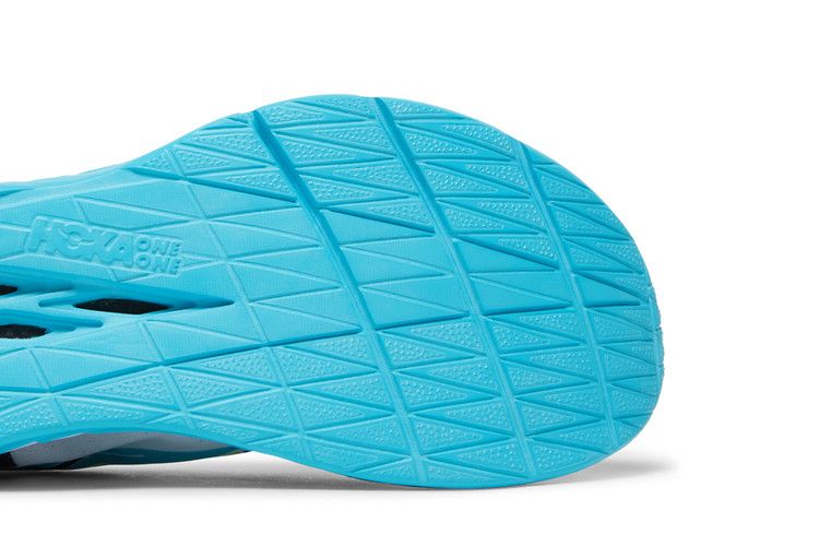 Hoka Carbon X 'ironman'